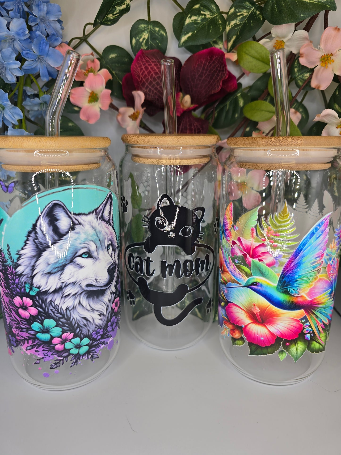 Trinkglas mit verschiedenen Motiven